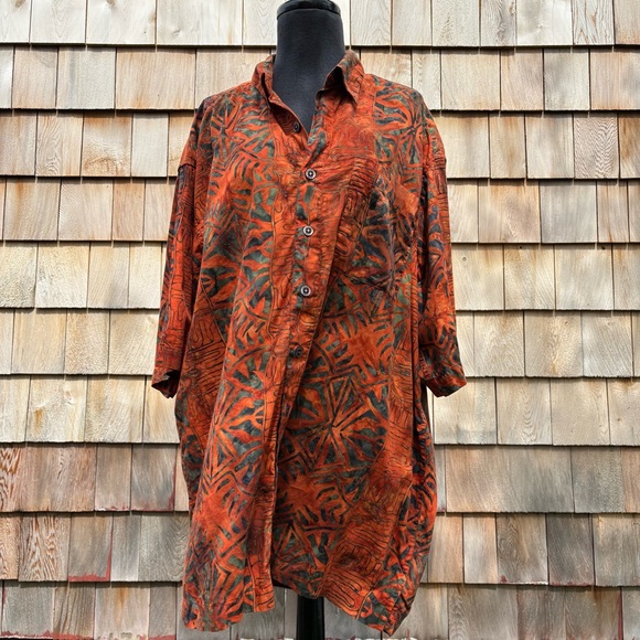 Johari West Hawaiian Shirt in Orange and Green Geometric Forest, XLT - Picture 5 of 12